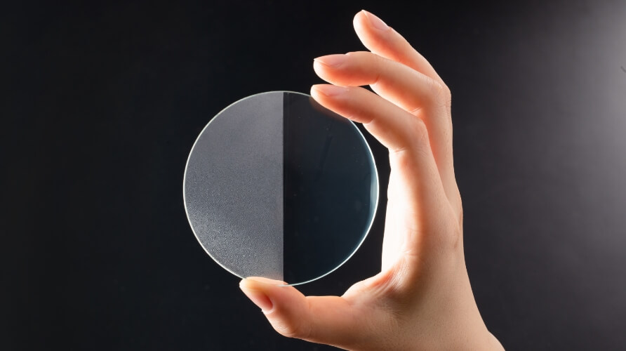 应用于玻璃、树脂的防反射涂层技术