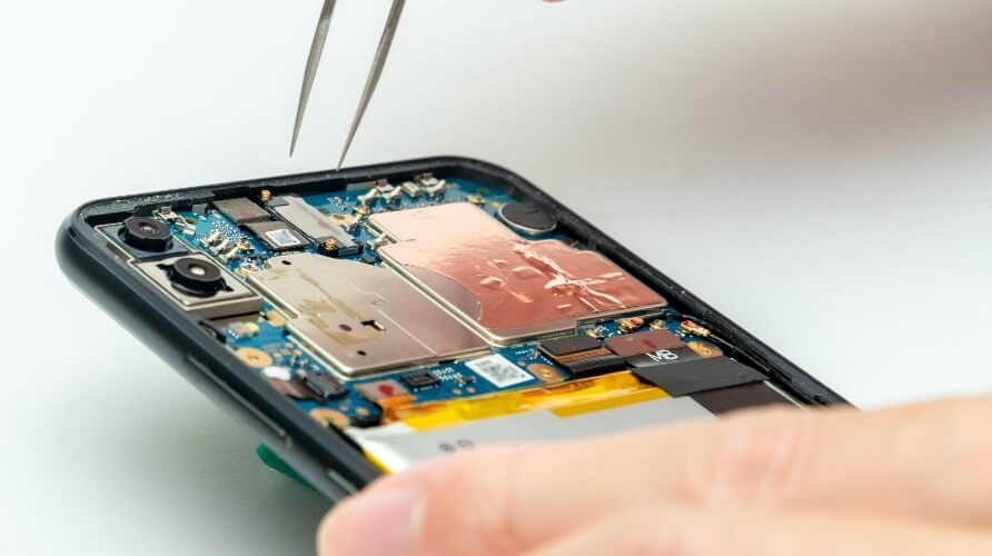 Thin engineered plastics connector